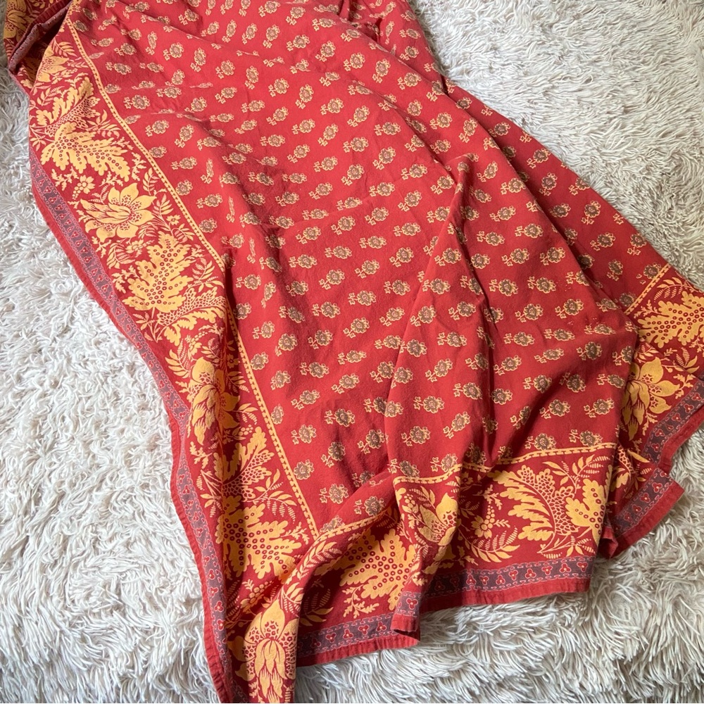 Williams Sonoma Tablecloth Red Yellow 100% Cotton  70" x  90” floral French